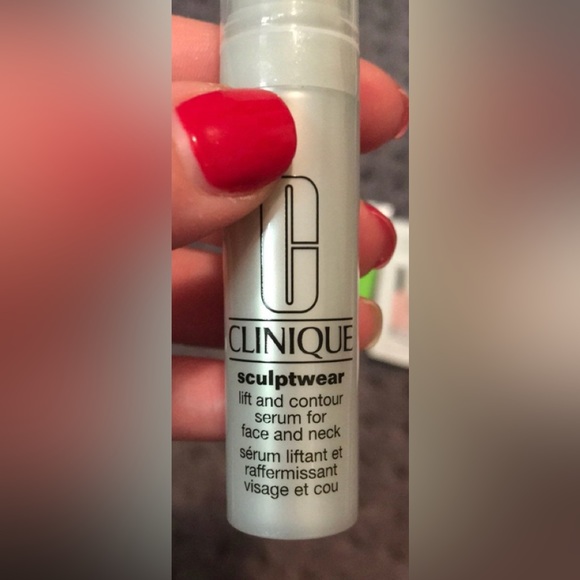 Clinique sample bundle - Picture 3 of 8